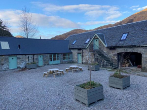 Lochhournhead B&B & Tea Room